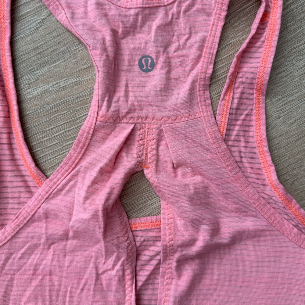 Lululemon Salute the Sun Tank - Picture 6 of 7